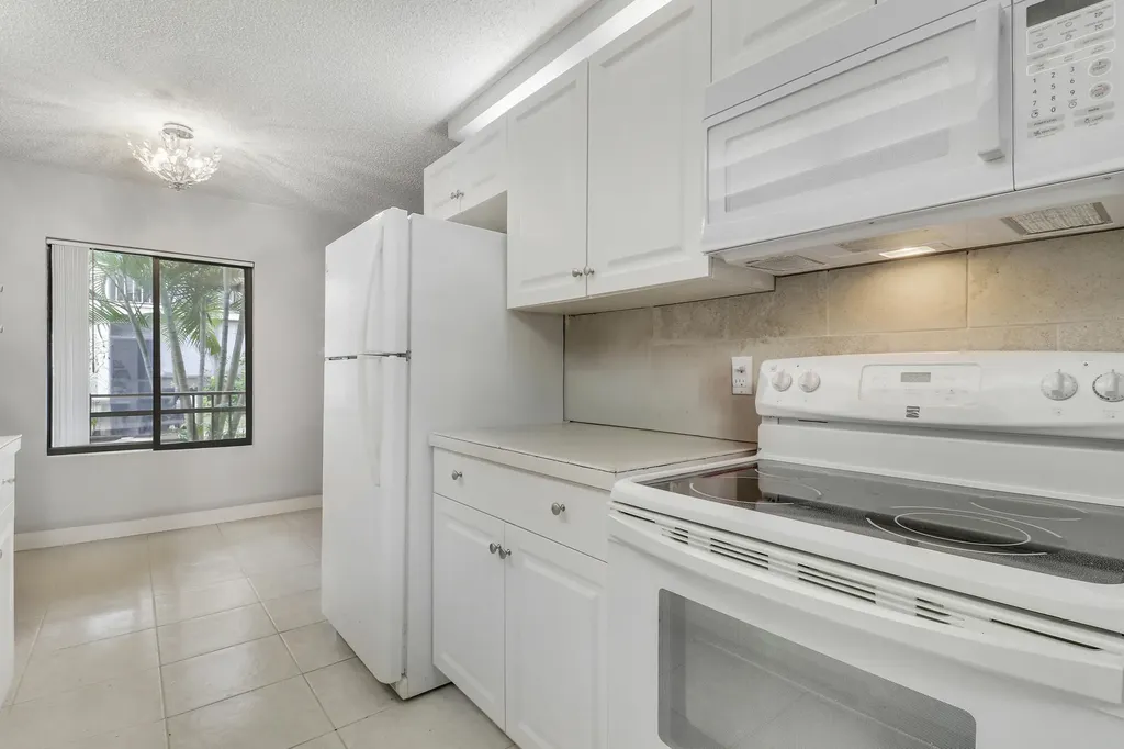 150 Pineview Road Jupiter FL 33469