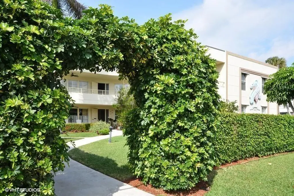 202 Gleason Street Delray Beach FL 33483