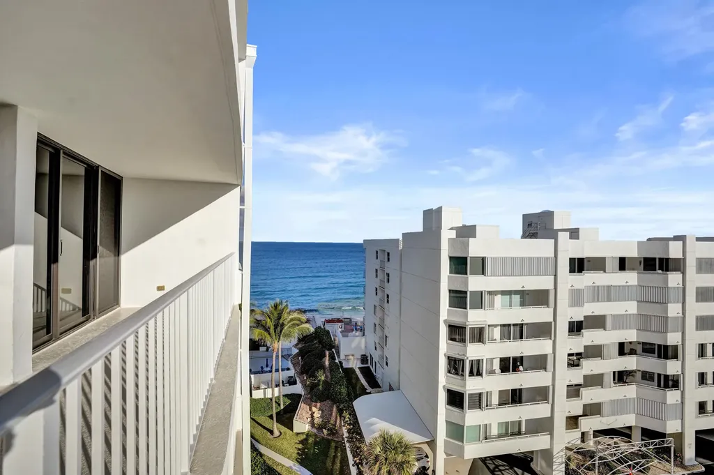 3590 S Ocean Boulevard South Palm Beach FL 33480