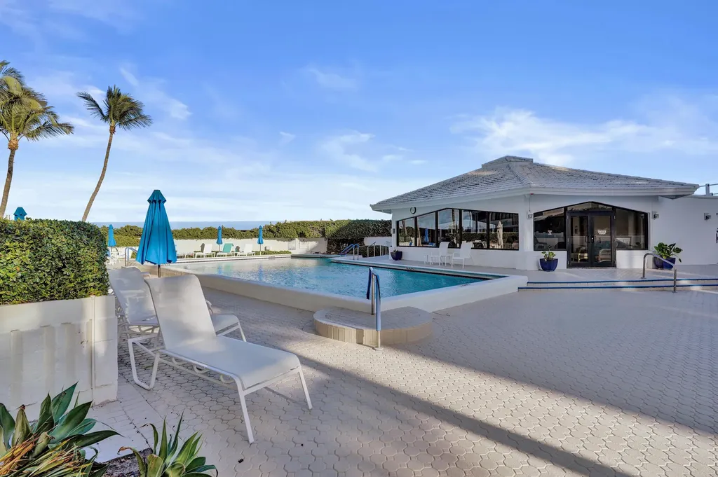 3590 S Ocean Boulevard South Palm Beach FL 33480