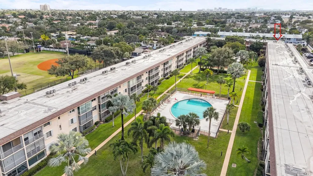 4500 N Federal Highway Lighthouse Point FL 33064
