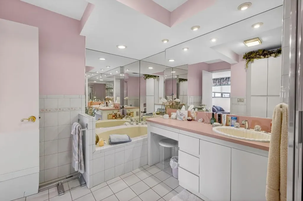 752 Lagoon Drive North Palm Beach FL 33408