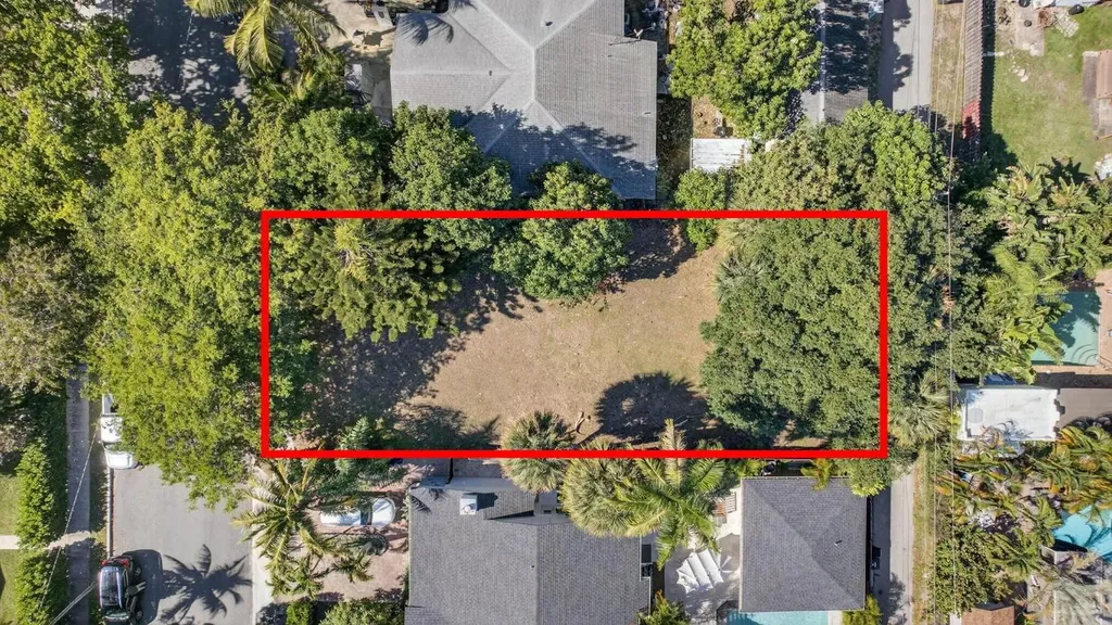 427 32nd Street West Palm Beach FL 33407