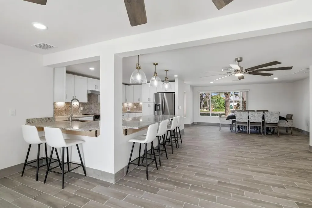 1636 SE 39th Street Cape Coral FL 33904