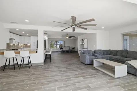 1636 SE 39th Street Cape Coral FL 33904