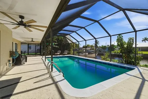 1636 SE 39th Street Cape Coral FL 33904
