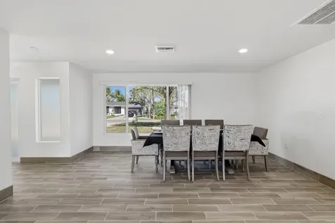 1636 SE 39th Street Cape Coral FL 33904