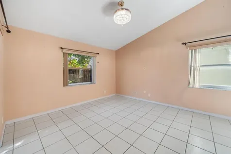 113 Cypress Lane Royal Palm Beach FL 33411