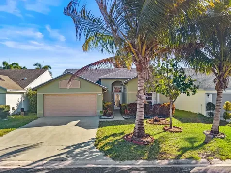 113 Cypress Lane Royal Palm Beach FL 33411