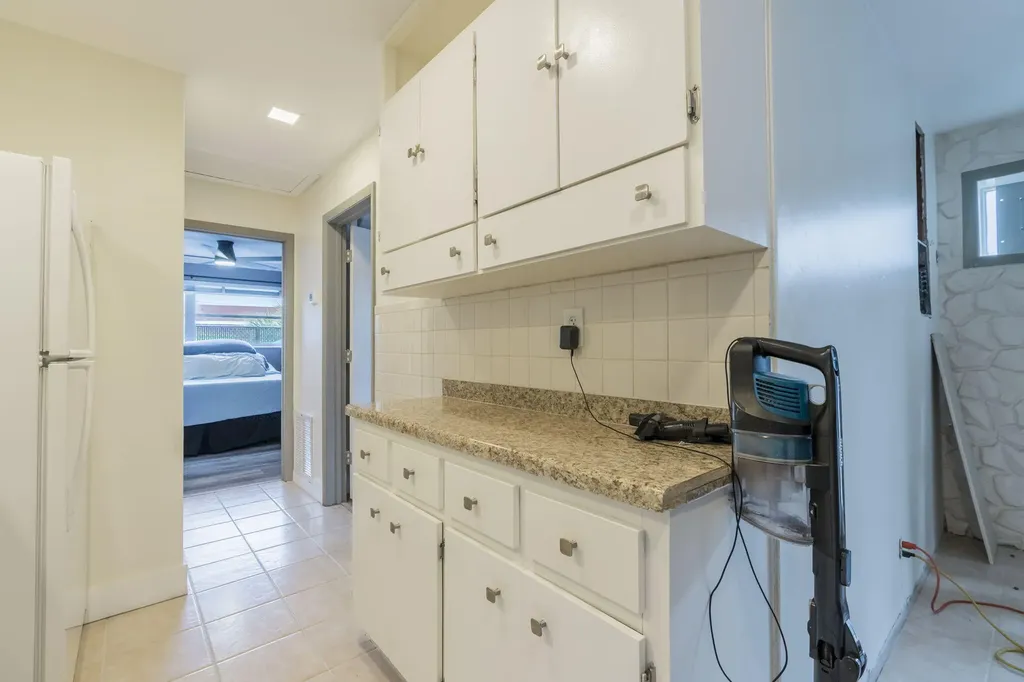 945 Miner Road Lake Worth FL 33462