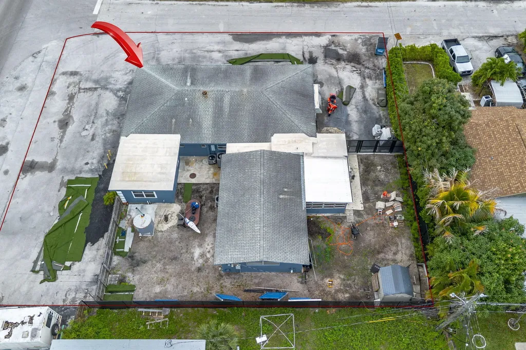 945 Miner Road Lake Worth FL 33462