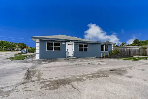 945 Miner Road Lake Worth FL 33462