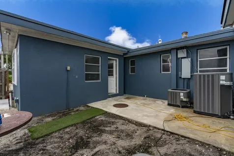 945 Miner Road Lake Worth FL 33462