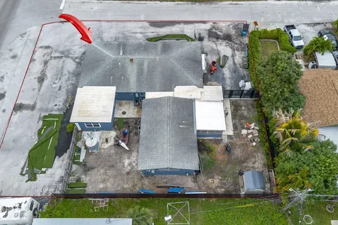 945 Miner Road Lake Worth FL 33462