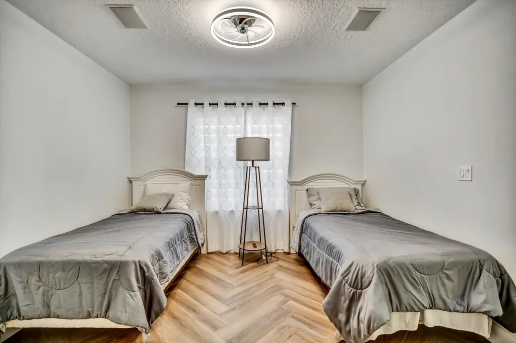 112 Cocoplum Circle Royal Palm Beach FL 33411