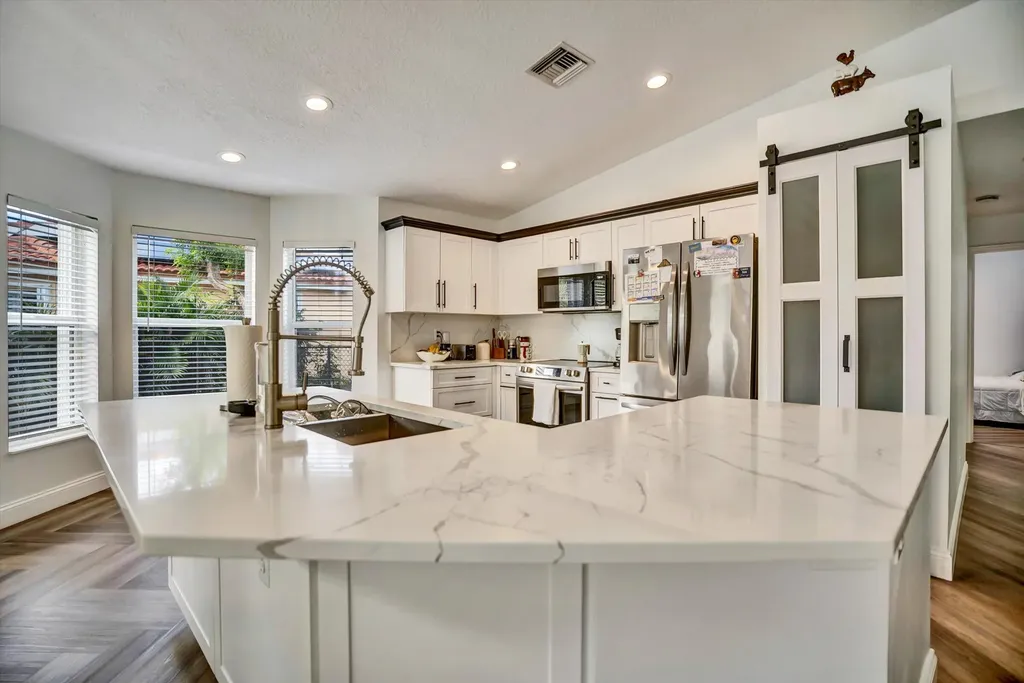 112 Cocoplum Circle Royal Palm Beach FL 33411