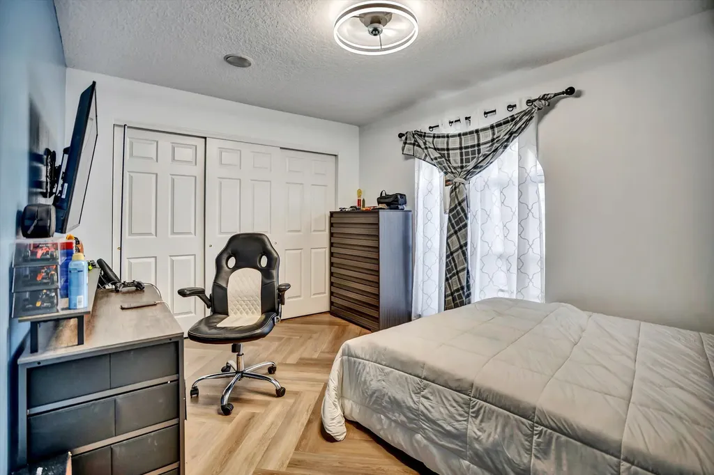 112 Cocoplum Circle Royal Palm Beach FL 33411