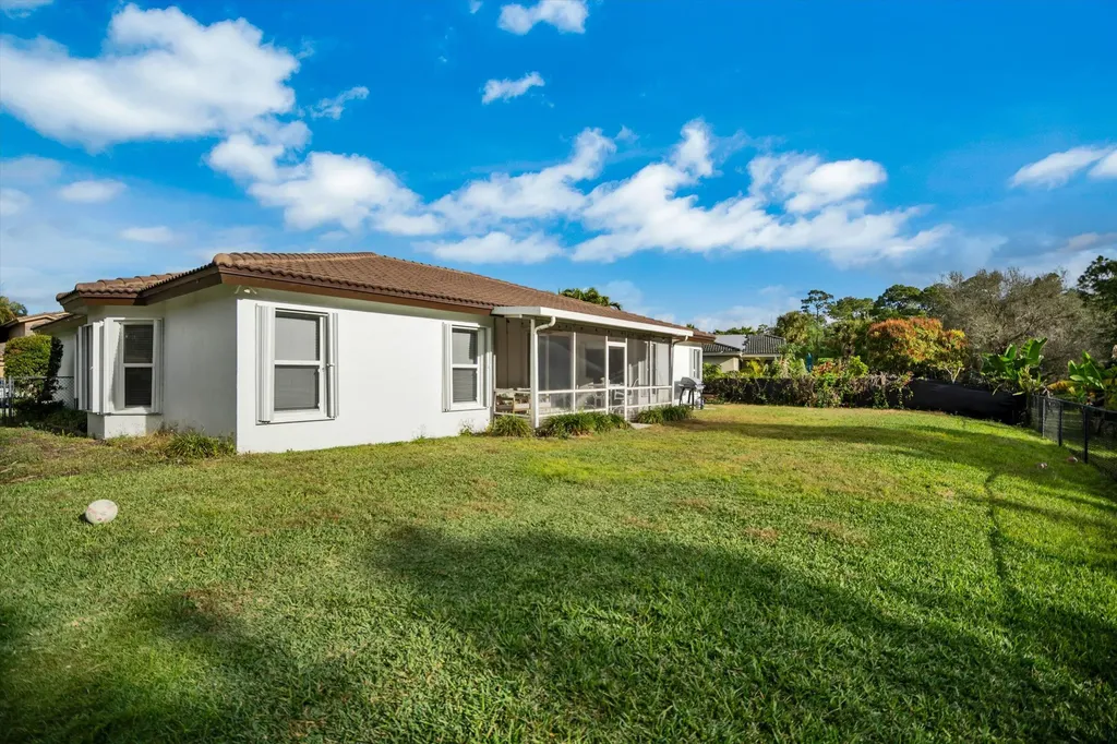 112 Cocoplum Circle Royal Palm Beach FL 33411