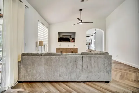 112 Cocoplum Circle Royal Palm Beach FL 33411