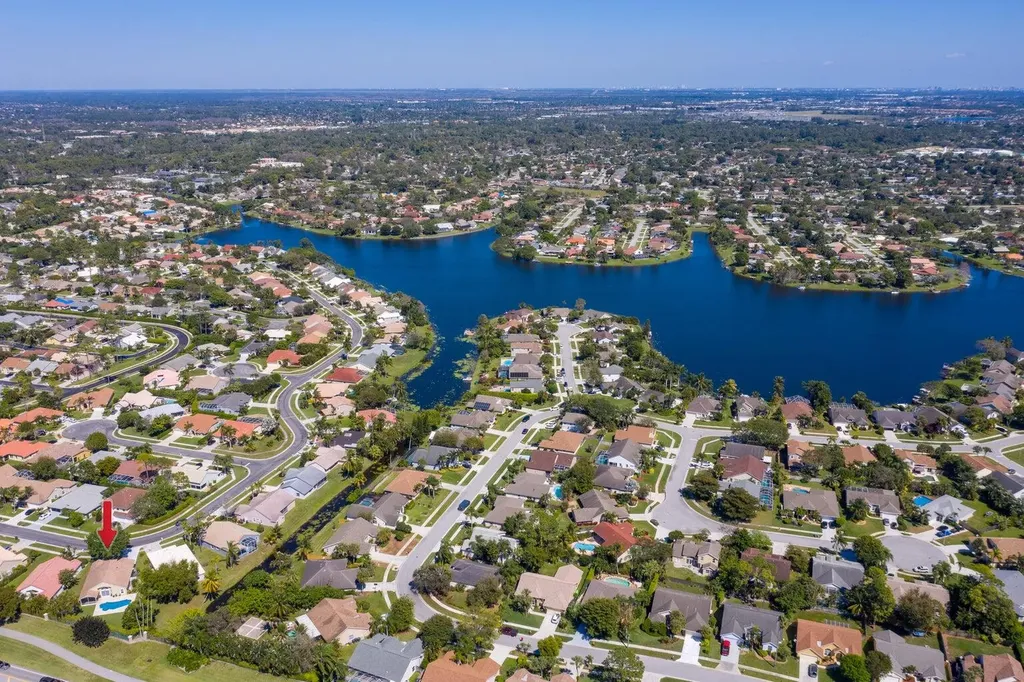 1304 Lake Breeze Drive Wellington FL 33414