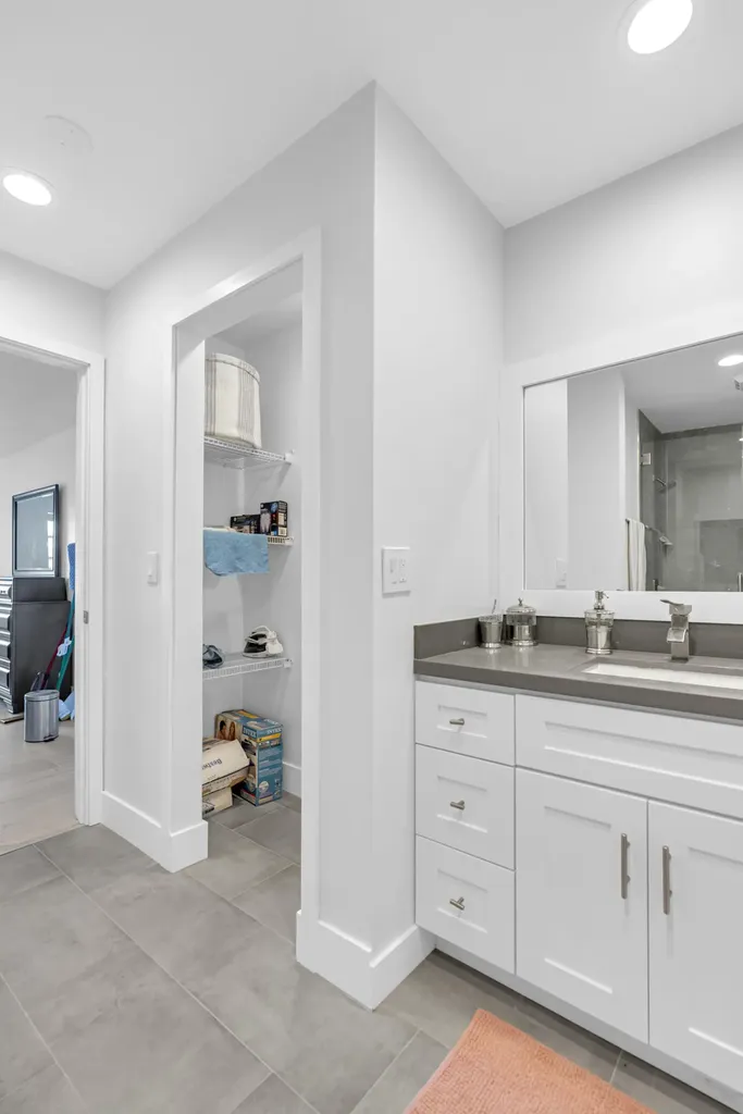 6487 Bay Club Drive Fort Lauderdale FL 33308