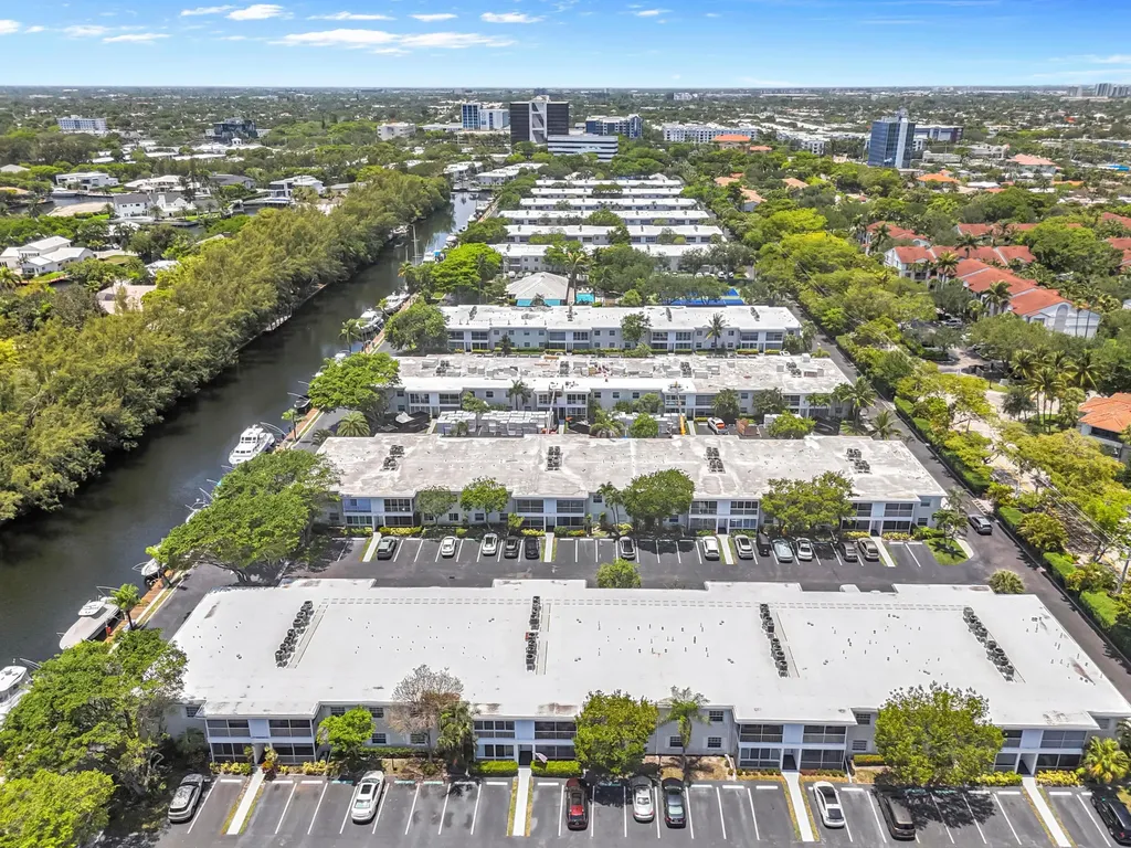 6487 Bay Club Drive Fort Lauderdale FL 33308
