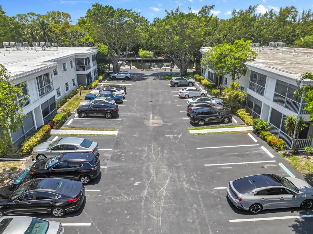 6487 Bay Club Drive Fort Lauderdale FL 33308