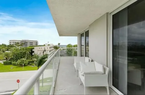 2560 S Ocean Boulevard Palm Beach FL 33480
