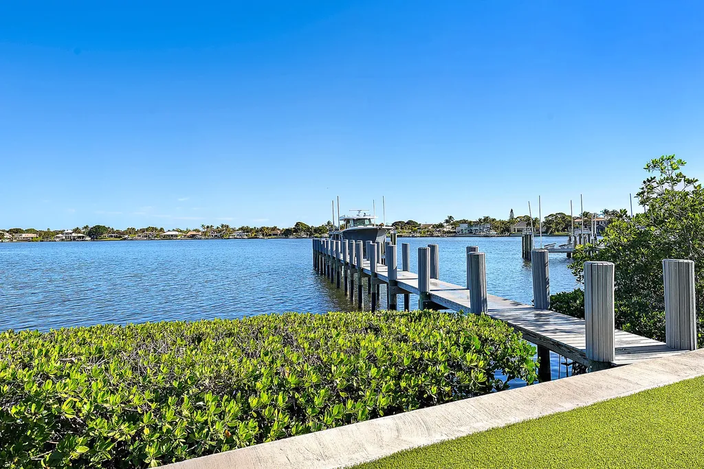 9 Bamboo Lane Jupiter FL 33458