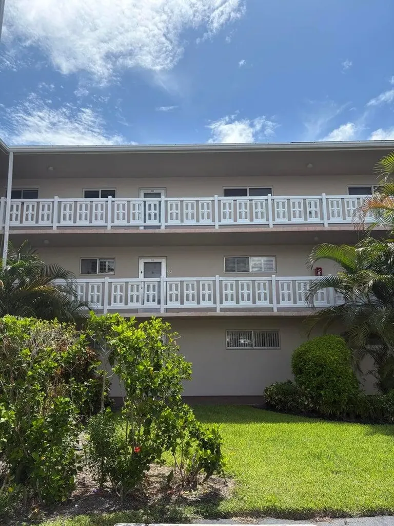 2770 S Garden Drive Lake Worth FL 33461