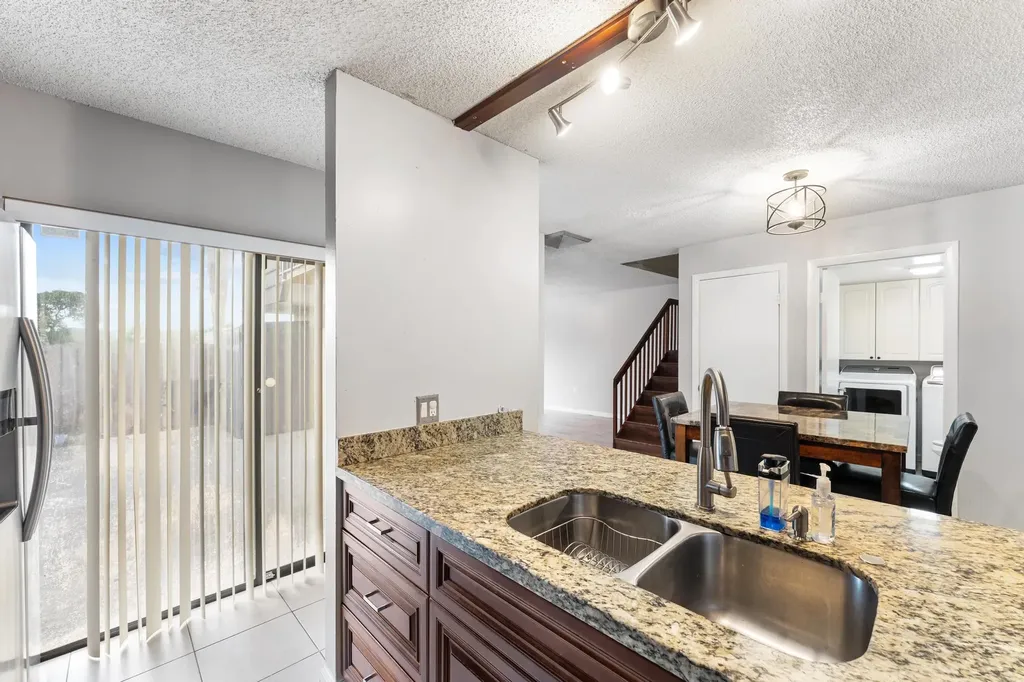 2410 24th Way West Palm Beach FL 33407