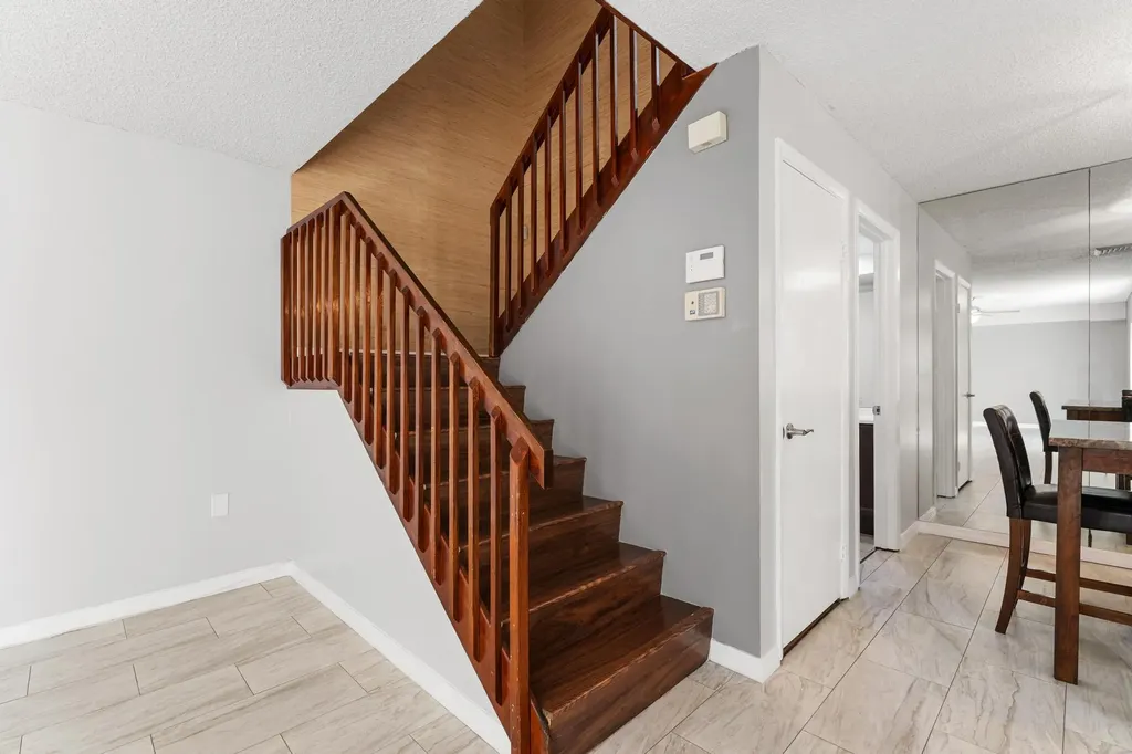 2410 24th Way West Palm Beach FL 33407