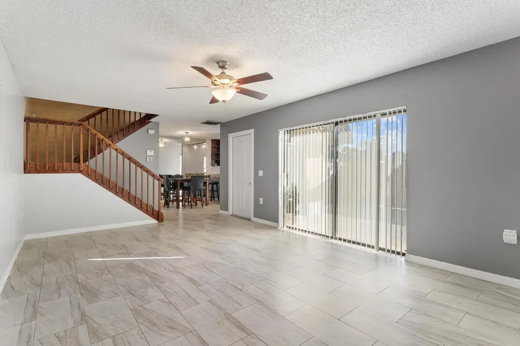 2410 24th Way West Palm Beach FL 33407