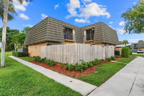 2410 24th Way West Palm Beach FL 33407