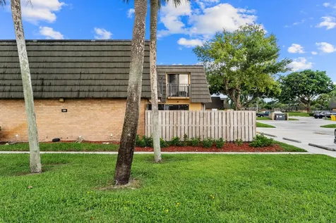 2410 24th Way West Palm Beach FL 33407