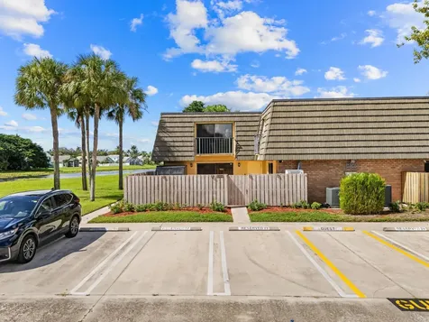 2410 24th Way West Palm Beach FL 33407