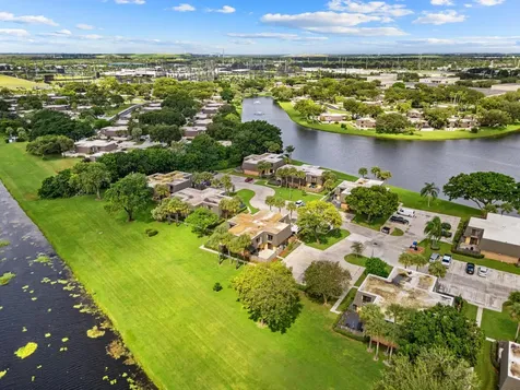 2410 24th Way West Palm Beach FL 33407