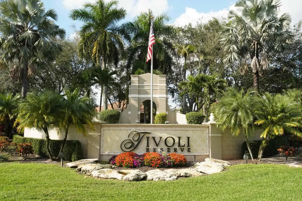 7518 Via Grande Boynton Beach FL 33437