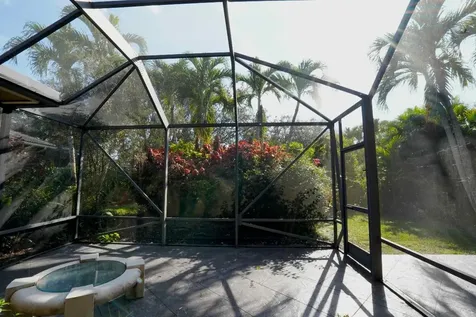 7518 Via Grande Boynton Beach FL 33437