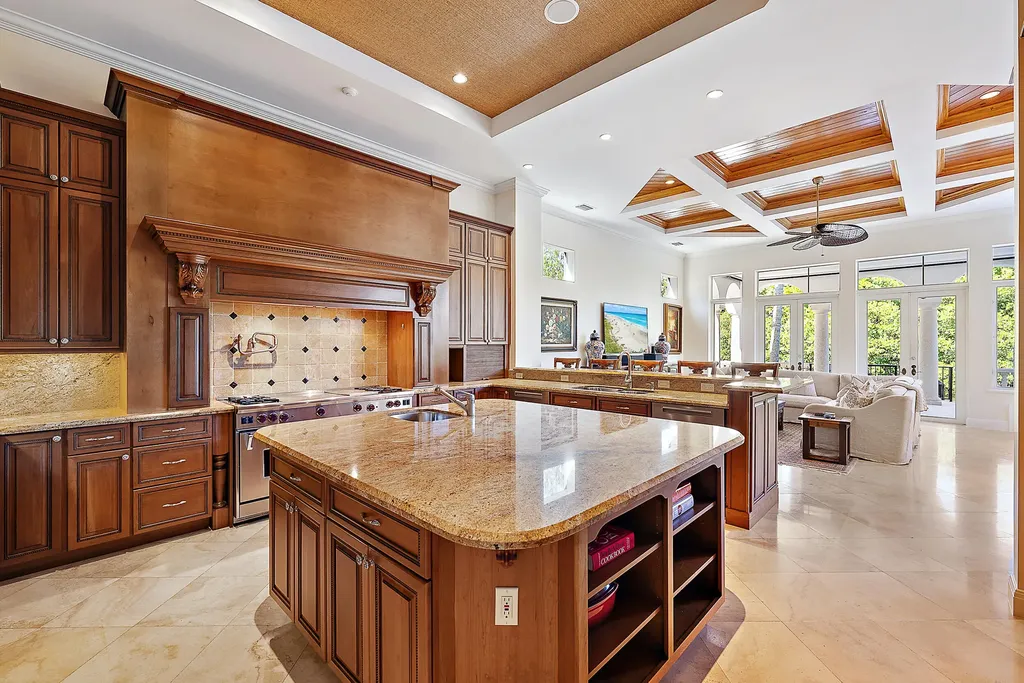 849 Harbour Isle Place North Palm Beach FL 33410