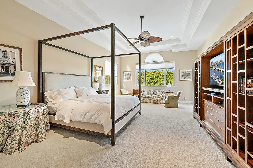 849 Harbour Isle Place North Palm Beach FL 33410