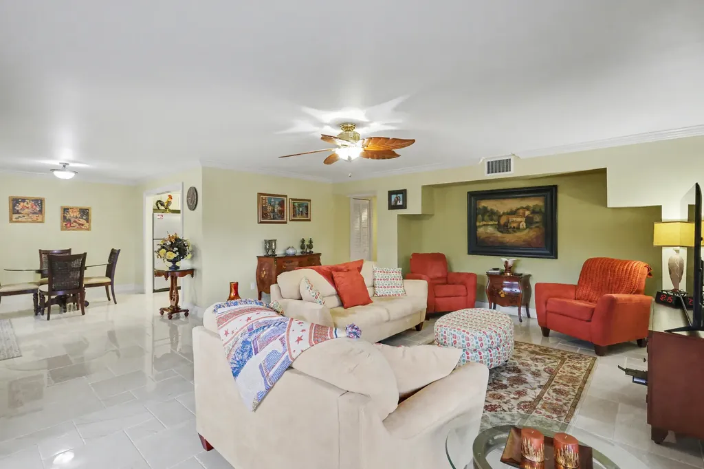 129 S Golfview Road Lake Worth Beach FL 33460