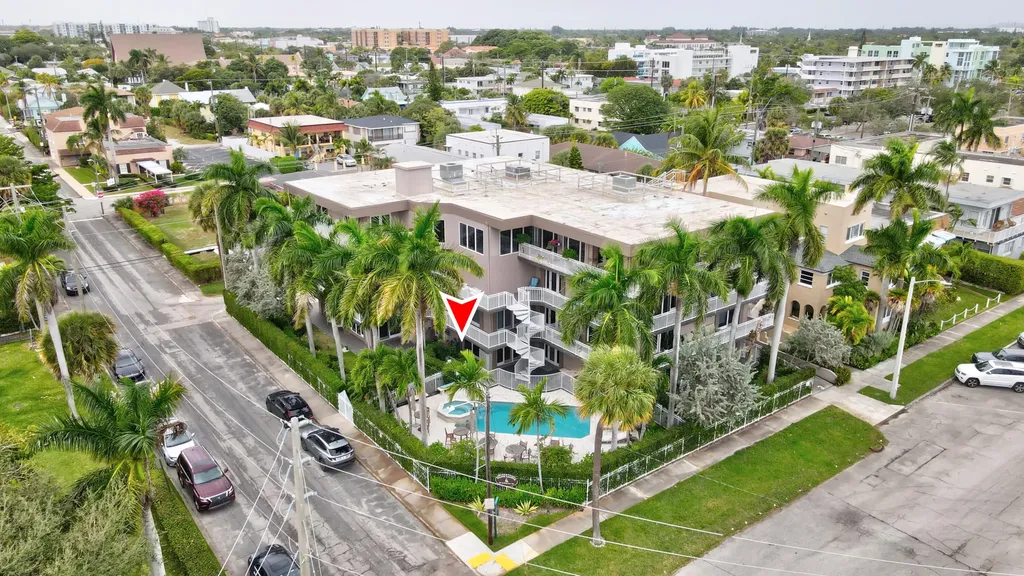 129 S Golfview Road Lake Worth Beach FL 33460