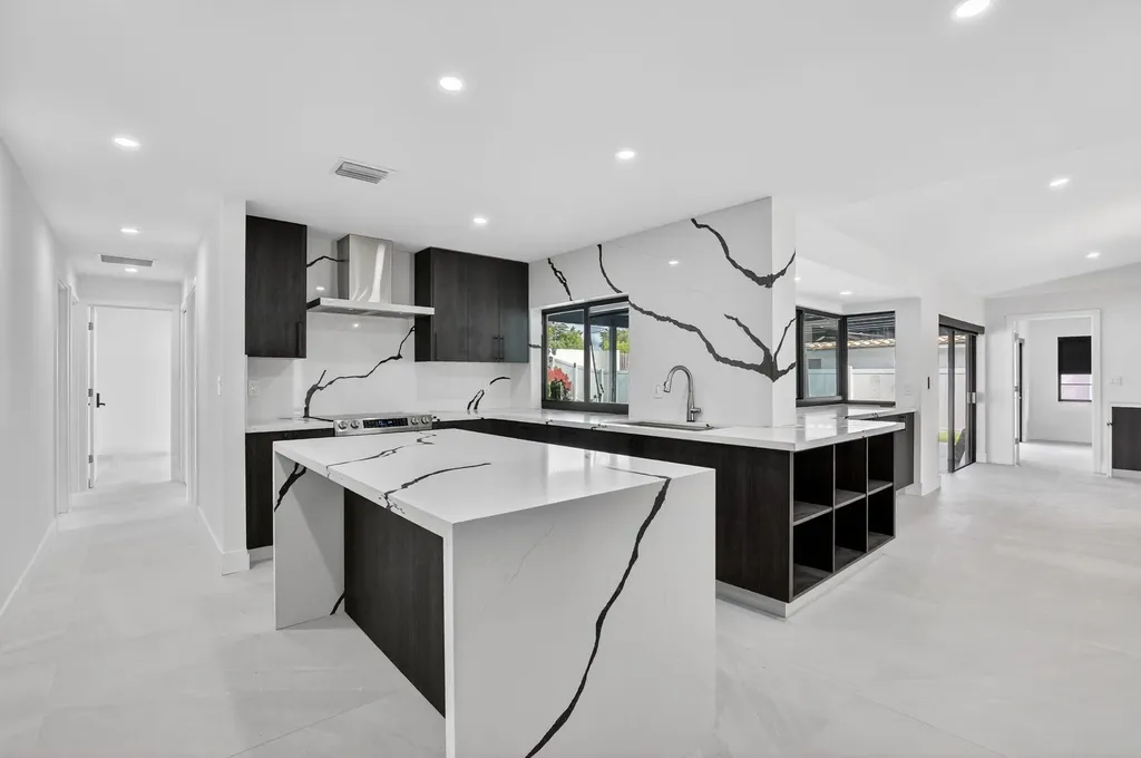 20833 Sonrisa Way Boca Raton FL 33433