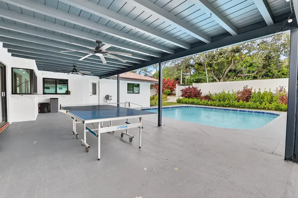 20833 Sonrisa Way Boca Raton FL 33433