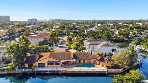 7401 NE Bay Cove Court Boca Raton FL 33487