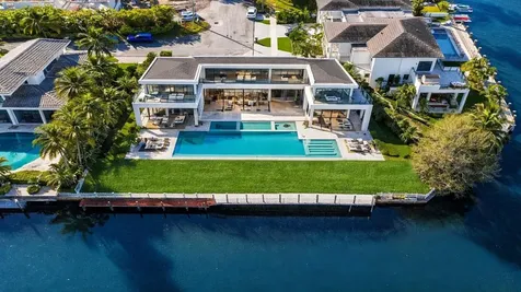 7401 NE Bay Cove Court Boca Raton FL 33487