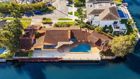 7401 NE Bay Cove Court Boca Raton FL 33487