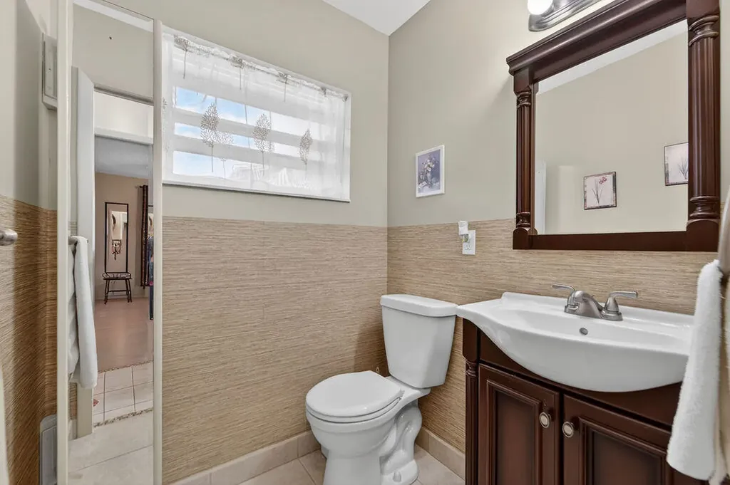 2971 W Crosley Drive West Palm Beach FL 33415