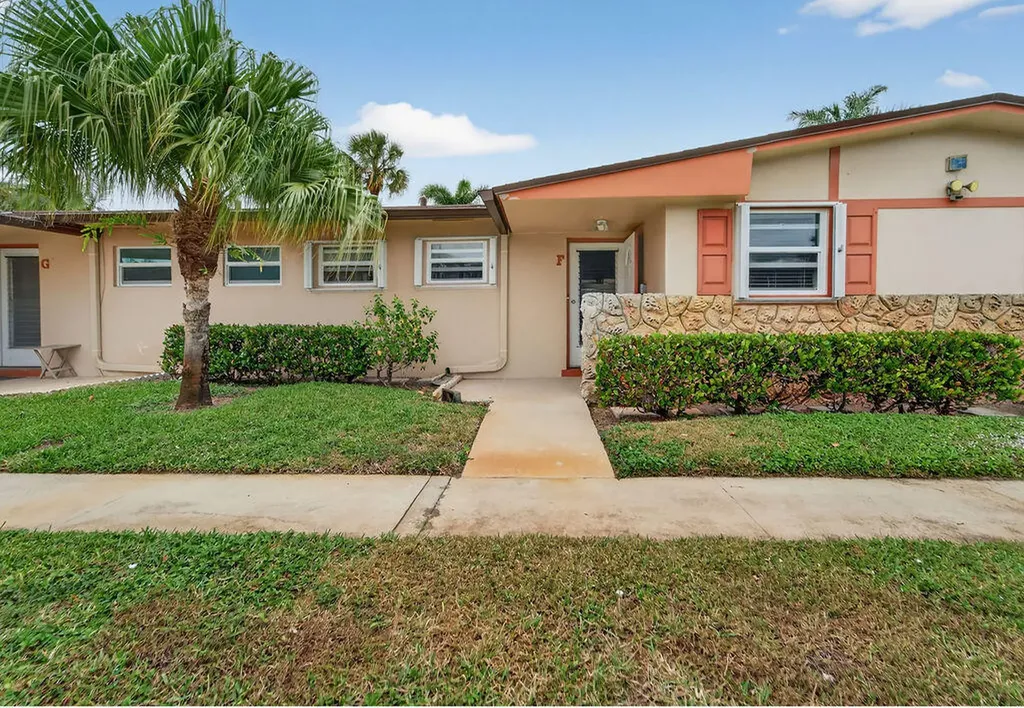 2971 W Crosley Drive West Palm Beach FL 33415